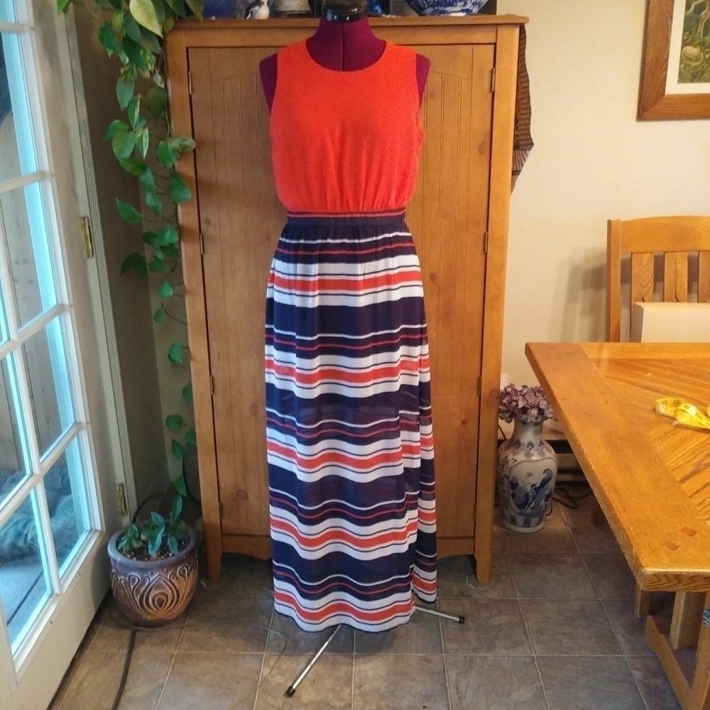 HeartSOUL Backless Maxi Dress
